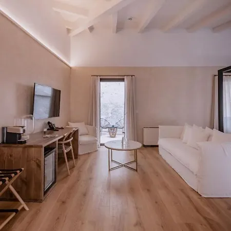 Hotel Palau Macelli &