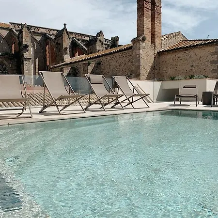 Palau Macelli & Hotel