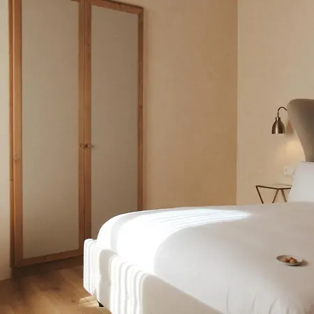 Palau Macelli & Hotel 4*