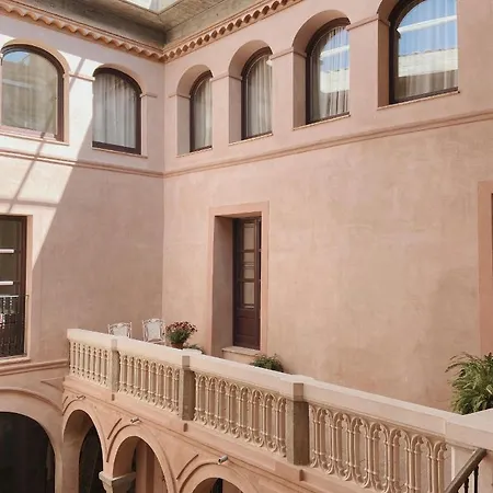 Hotel Palau Macelli & Castello  D'Empuries