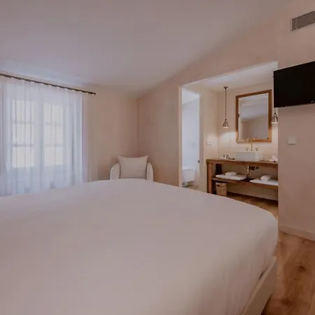 Palau Macelli & Hotel Castello  D'Empuries