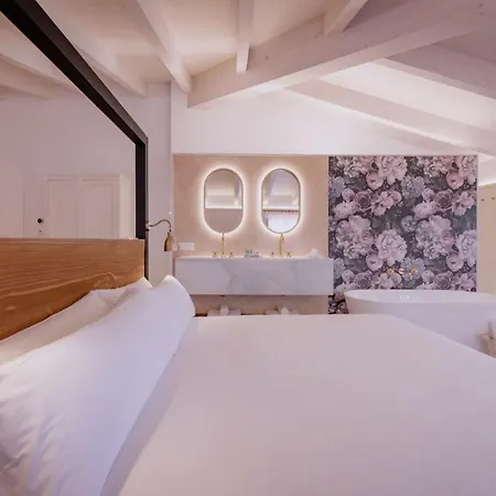 Palau Macelli & 酒店 4*