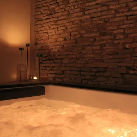 Palau Macelli & 酒店 4*