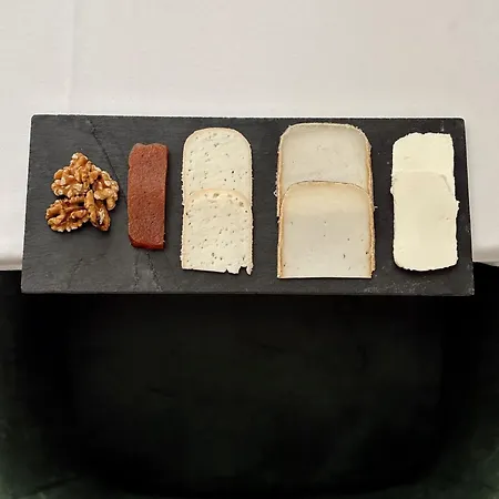 Palau Macelli & 卡斯特罗·德波利亚斯