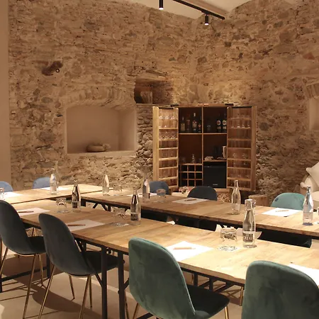 Palau Macelli & 酒店 4*