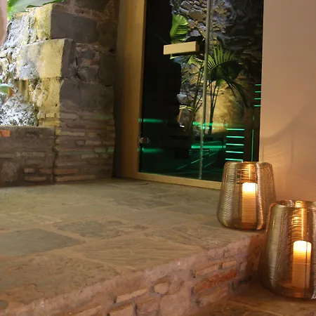 Palau Macelli & 4*