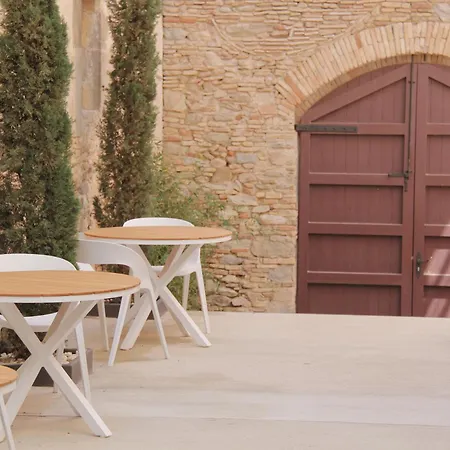 فندق Palau Macelli & كاستيلو دي إمبوريس