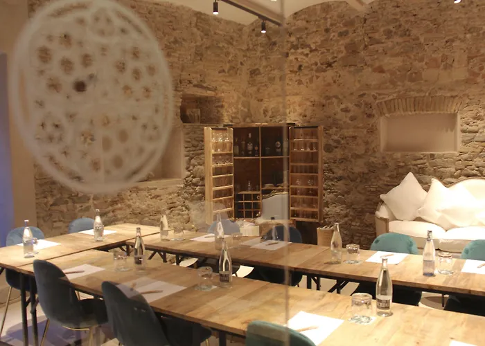 Palau Macelli & 4* קסטלו דה אמפוריאס