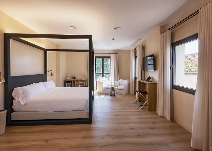 Palau Macelli & 4* קסטלו דה אמפוריאס