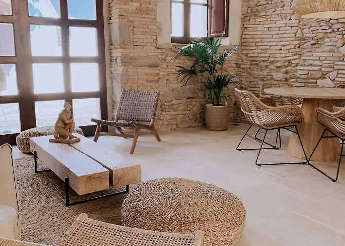 Palau Macelli & 4* קסטלו דה אמפוריאס